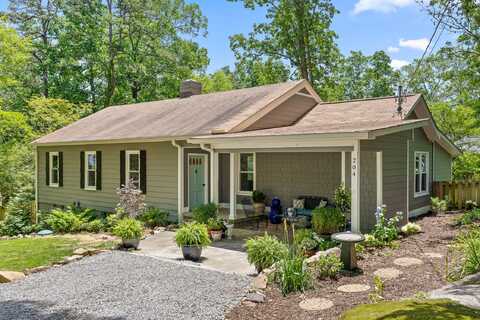 204 Red Riding Hood Tr, Lookout Mountain, GA 30750