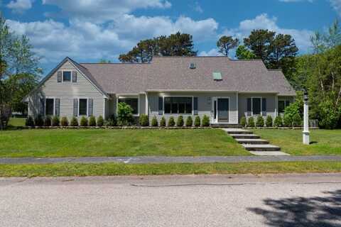18 Webster Street, North Falmouth, MA 02556