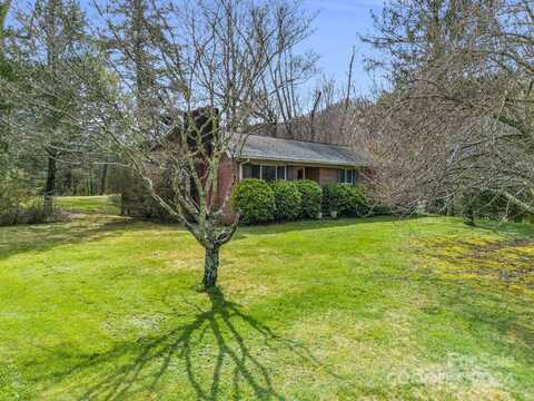 130 Turley Falls Road, Hendersonville, NC 28739