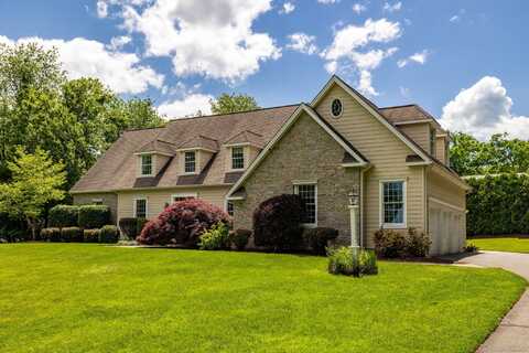 12 Orchard Lane, Plainville, CT 06062