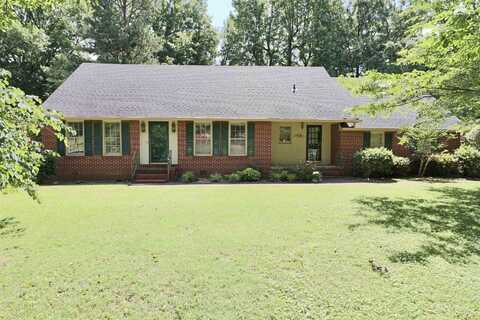 1303 Shady Ln, Trenton, TN 38382