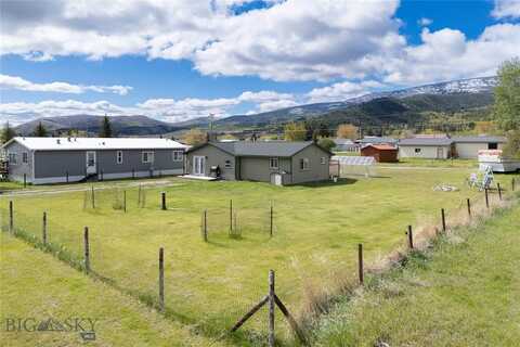 221 Pintler Street, Anaconda, MT 59711