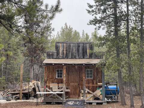 Bear Flat Road, Chemult, OR 97731