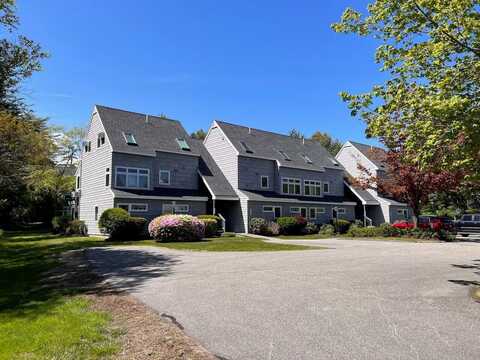 146 W Grand Avenue, Old Orchard Beach, ME 04064