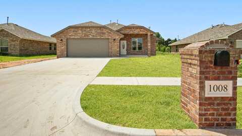 9341 NW 142nd Street, Yukon, OK 73099