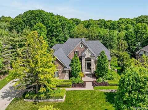 6984 OAKHURST RIDGE Road, Clarkston, MI 48348