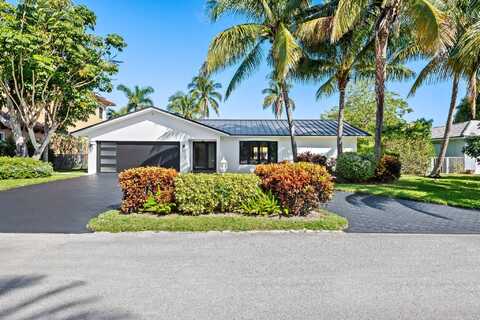 933 Banyan Drive, Delray Beach, FL 33483