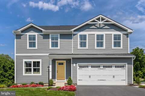 3389 CHANGING VIEW, HEDGESVILLE, WV 25427