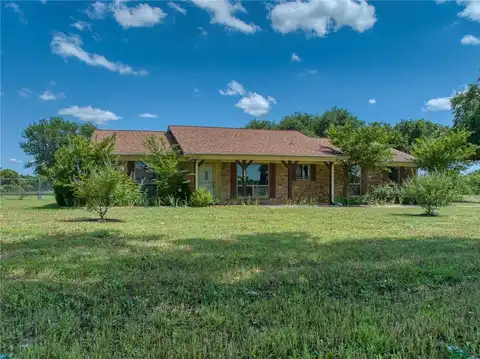 257 Earle Road, Hewitt, TX 76643