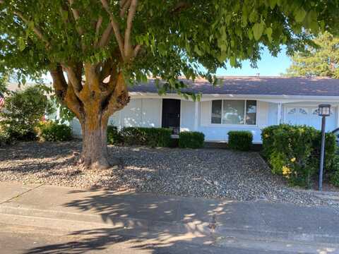 107 Glacier Circle, Vacaville, CA 95687