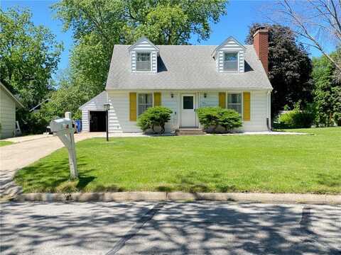 706 S Locust Street, Jefferson, IA 50129