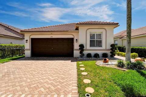 1745 Aspen Ln, Weston, FL 33327