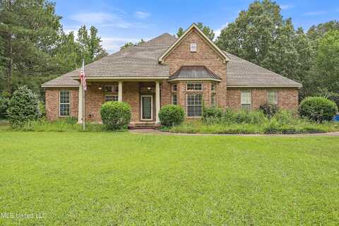 126 Grande Oaks Place, Terry, MS 39170