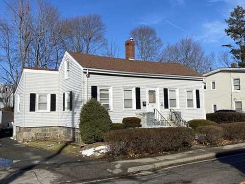 35 Water St, Quincy, MA 02169