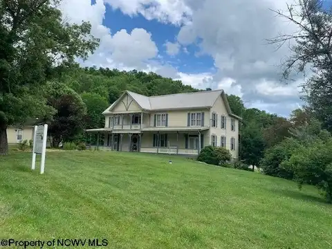 23434 Staunton Turnpike, Smithville, WV 26178