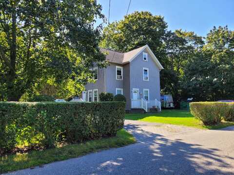 72 MILLER RD, Southampton, NY 11968