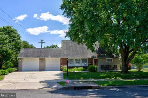 2 CAMEO ROAD, LEVITTOWN, PA 19057