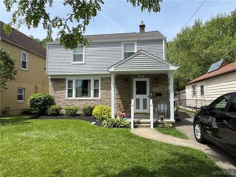 652 71st Street, Niagara Falls, NY 14304