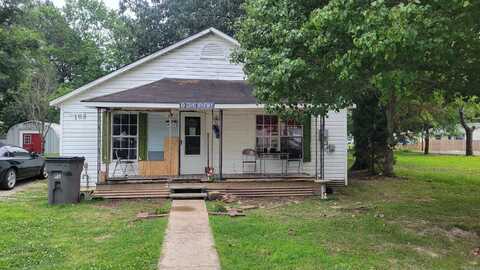 108 W Ruby, Paragould, AR 72450