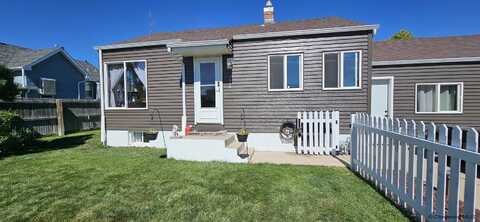 1614 E 12TH ST, Cheyenne, WY 82001