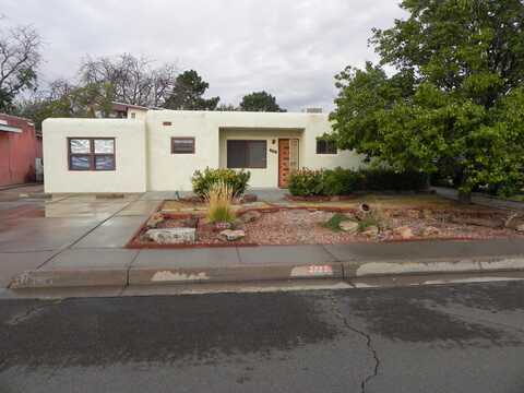 2723 Sierra Drive NE, Albuquerque, NM 87110