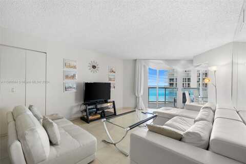 16485 Collins Ave, Sunny Isles Beach, FL 33160