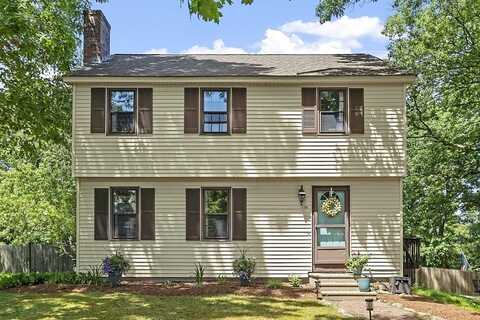 55 Smith St, Chelmsford, MA 01824