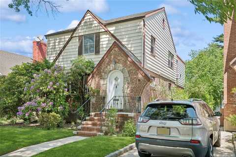 69-63 181st Street, Fresh Meadows, NY 11365