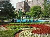 1 Metropolitan Oval, Bronx, NY 10462