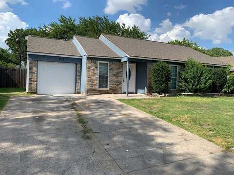 803 Annapolis Drive, Arlington, TX 76017