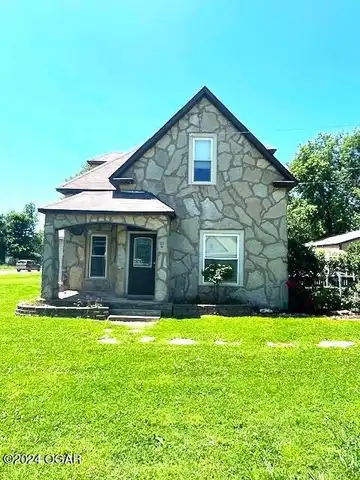 101 N Linebarger Street, Fairview, MO 64842