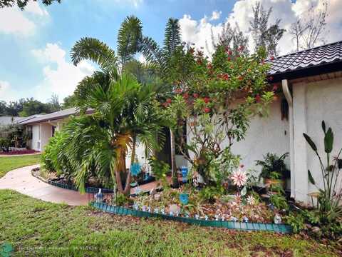 102 Lake Olive Drive, West Palm Beach, FL 33411