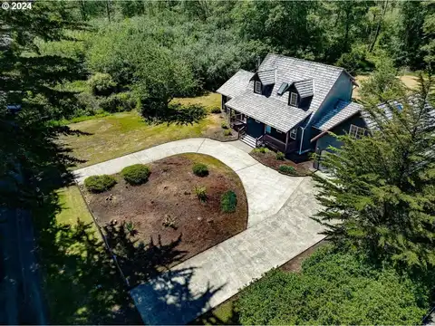 34009 TERRITORY RD, Oysterville, WA 98641