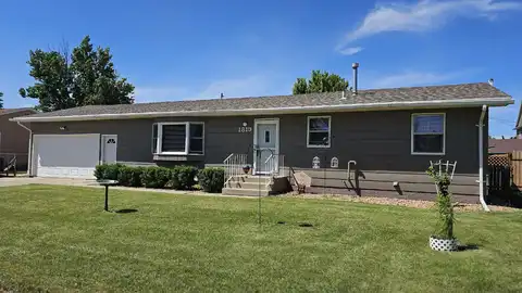 1819 Prospect Avenue, Aberdeen, SD 57401