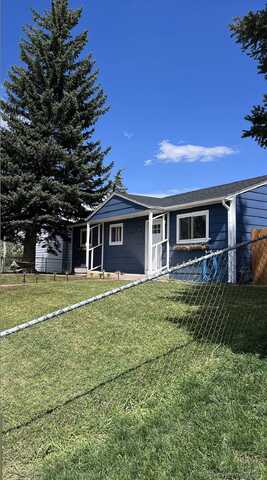 109 KING CT, Cheyenne, WY 82007