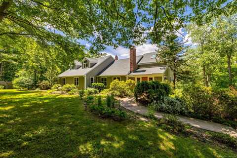 110 South Road, Winchester Center, CT 06098
