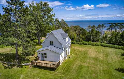 278 E 1st St, Knife River, MN 55609