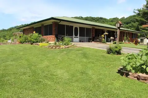 264 Sandy Cove Road, Greenup, KY 41144