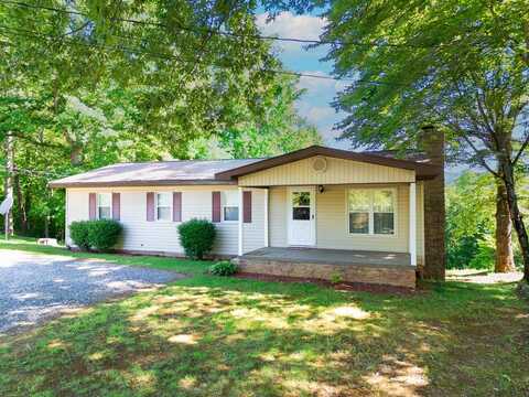 155 H O Crisp Rd, Whittier, NC 28789