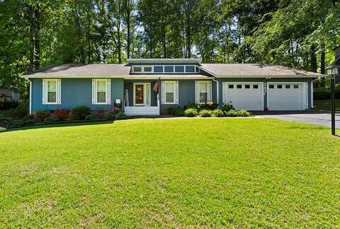 507 Colonial Drive, Greenwood, SC 29649