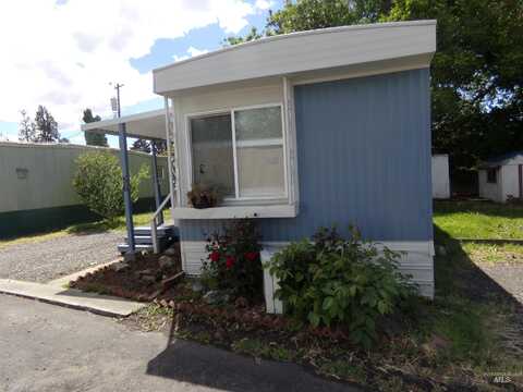 631 Preston Ave, Lewiston, ID 83501