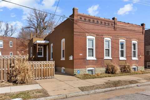 123 West Steins, Saint Louis, MO 63118