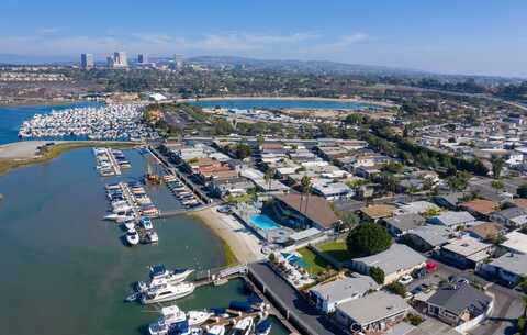 100 Yorktown, Newport Beach, CA 92660