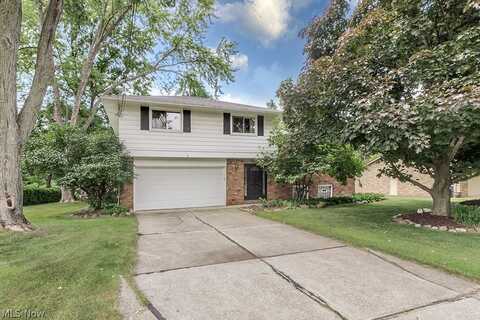 2622 Alan Drive, Willoughby Hills, OH 44092