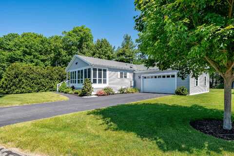 40 Aspen Way, North Hampton, NH 03862