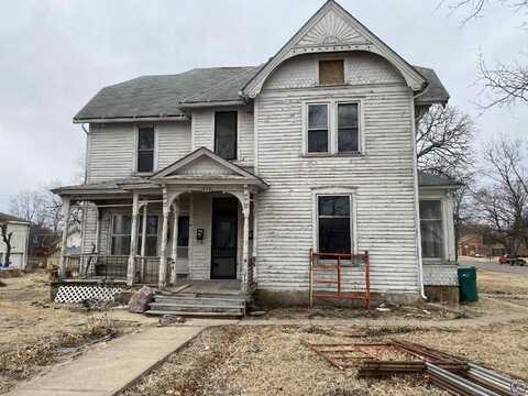 425 Wisconsin AVE, Holton, KS 66436