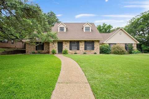 804 Willow Creek Drive, Woodway, TX 76712