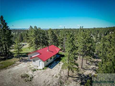 470 Number 4 Road, Roundup, MT 59072