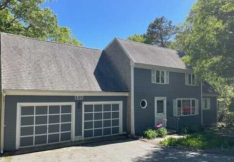 285 Mayfair Road, Yarmouth Port, MA 02675