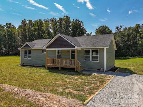 212 Tuttle Road, Hendersonville, NC 28792